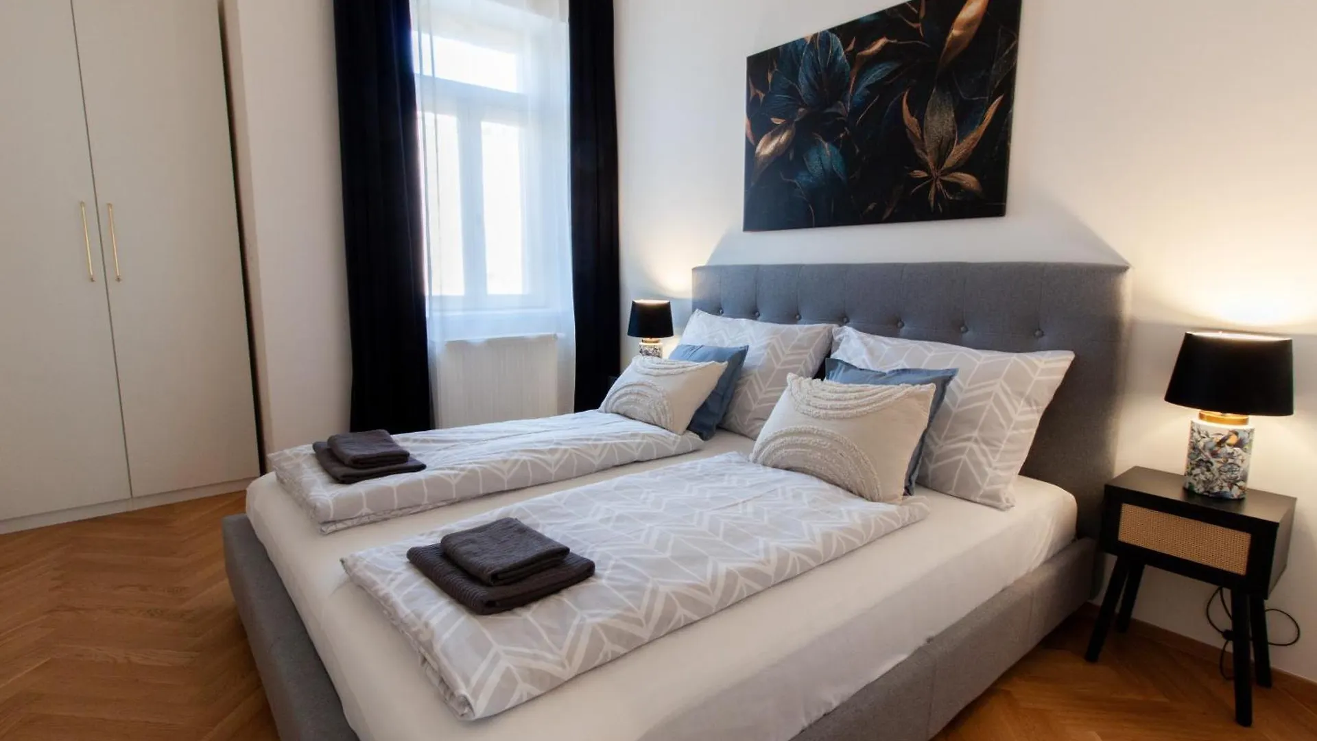 Churchill Heritage Apartments Prague