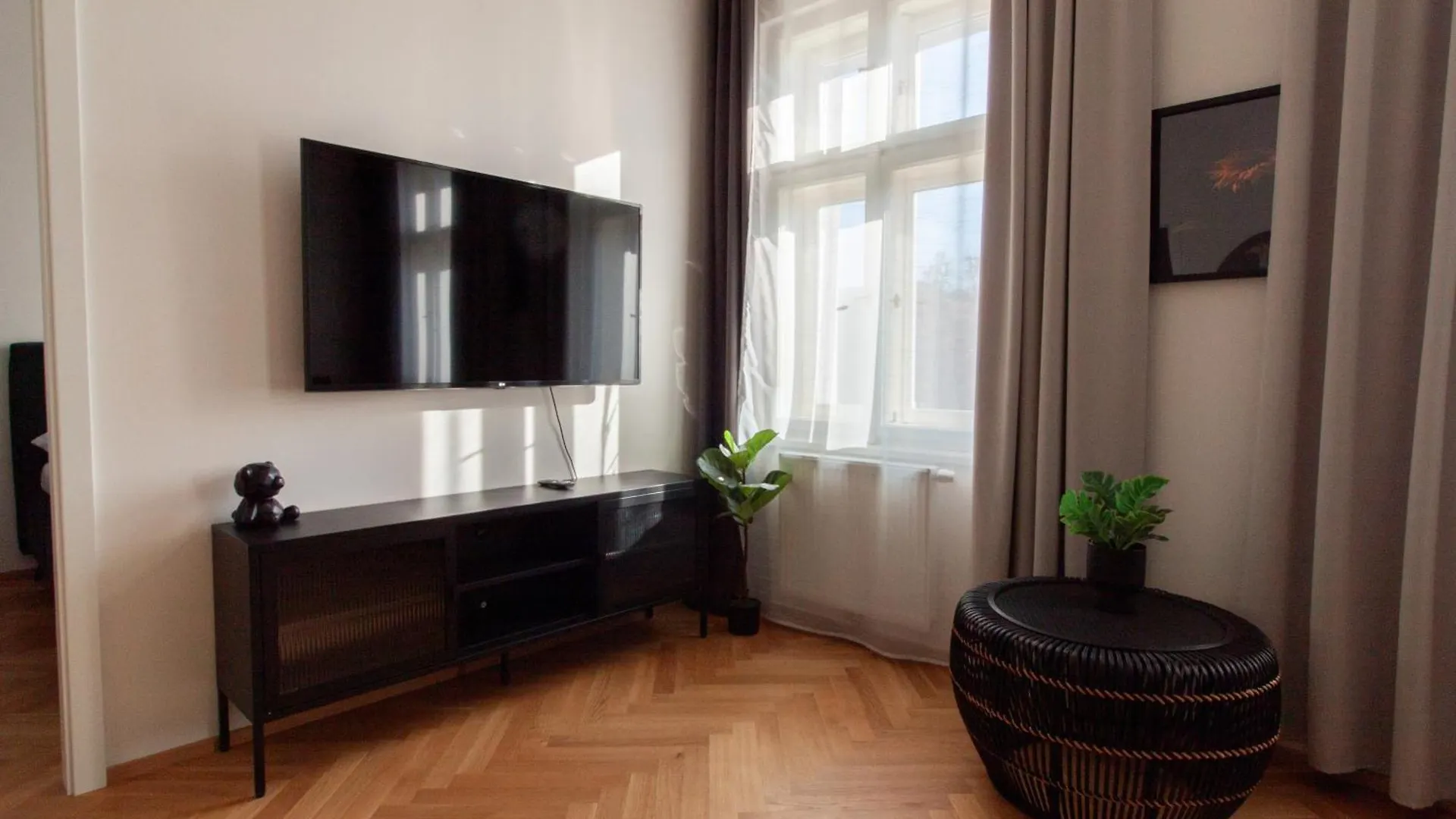Churchill Heritage Apartments Prague