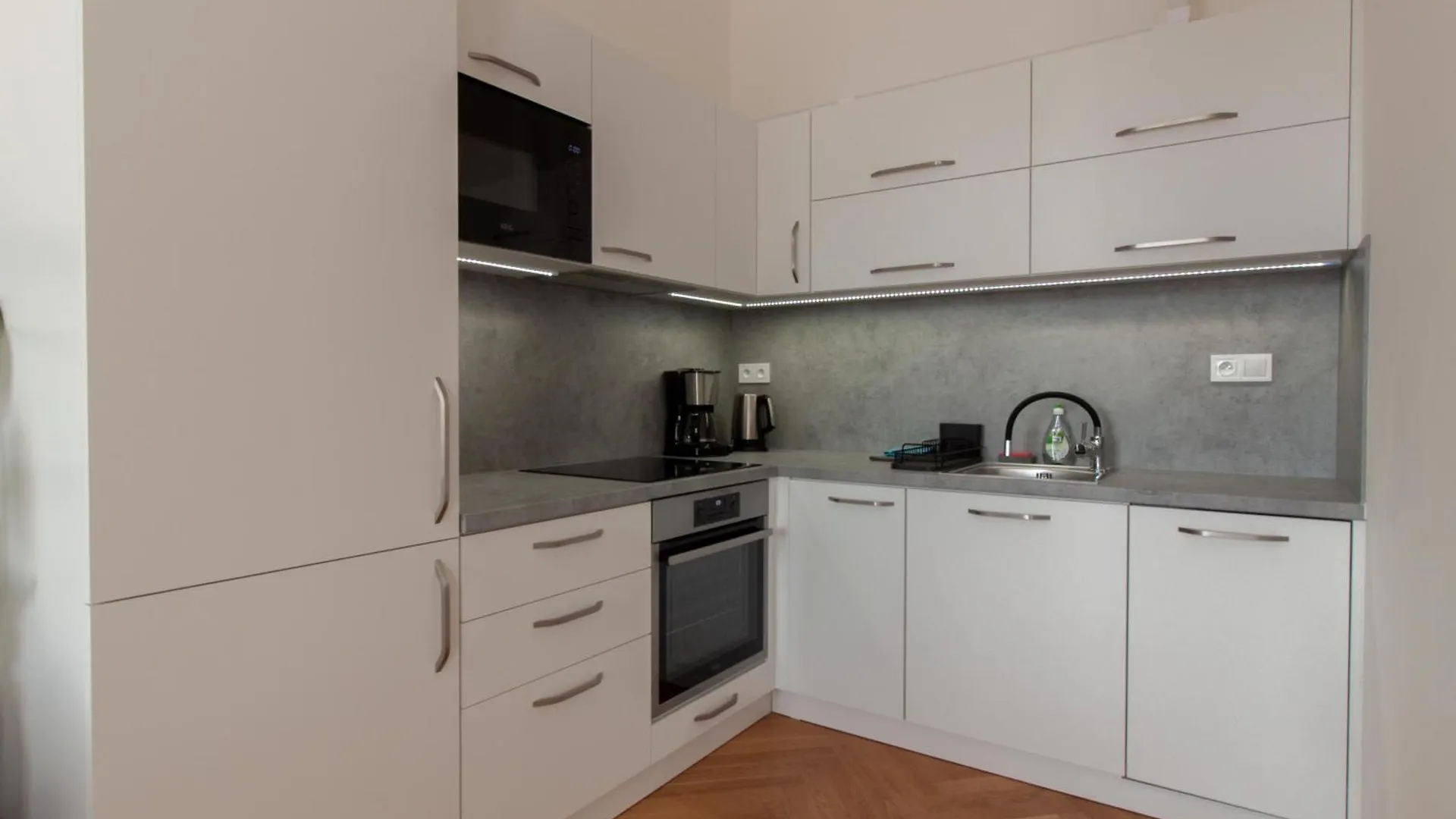 Stay Inn Apartments Seifertova