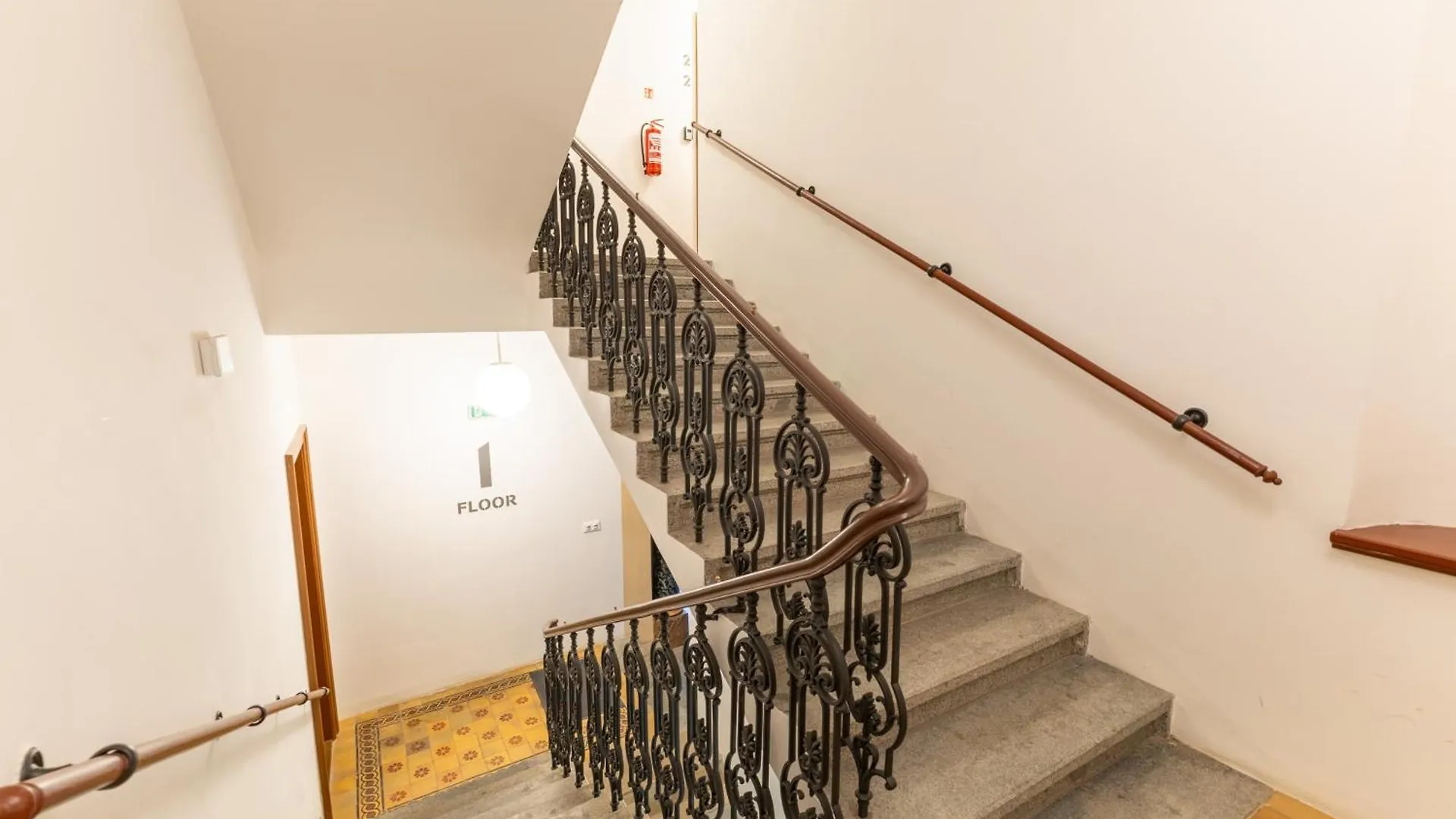 Stay Inn Apartments Seifertova 프라하