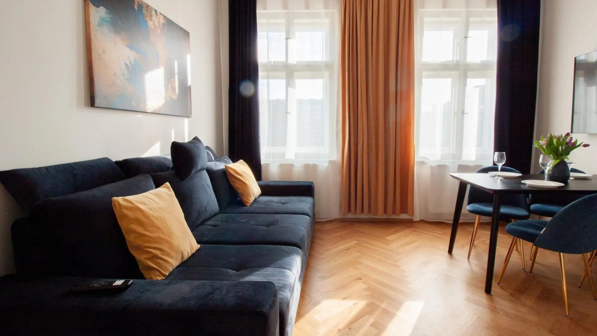 Churchill Heritage Apartments Praga 0*,